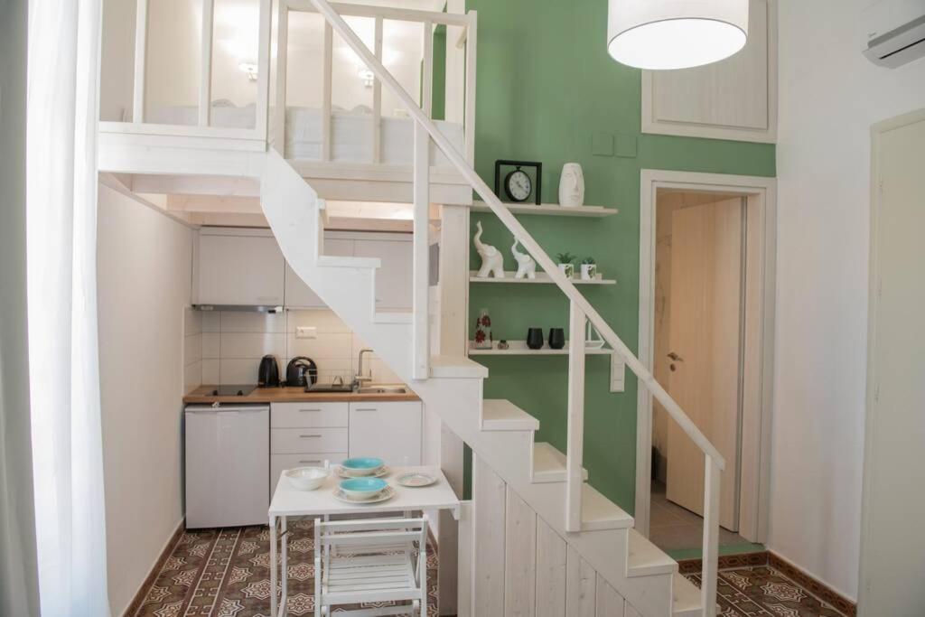 The Little Big Apartment In The Heart Of Heraklion Dış mekan fotoğraf